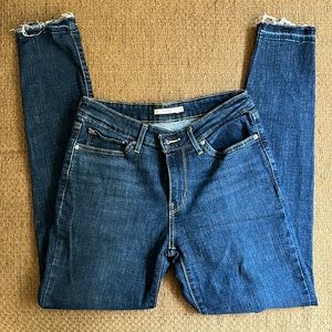Levi’s 711 skinny jeans